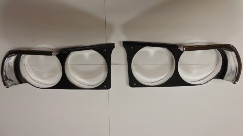 70 CHALLENGER BLACK HEAD LIGHT BEZELS