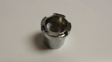 68-74 B, 70-74 E & 68-72 A BODY ANTENNA NUT