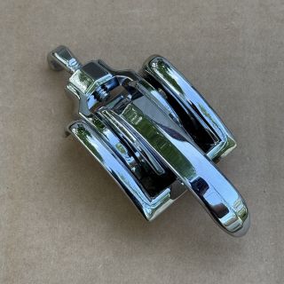 1957 - 1966 CONVERTIBLE TOP LATCH