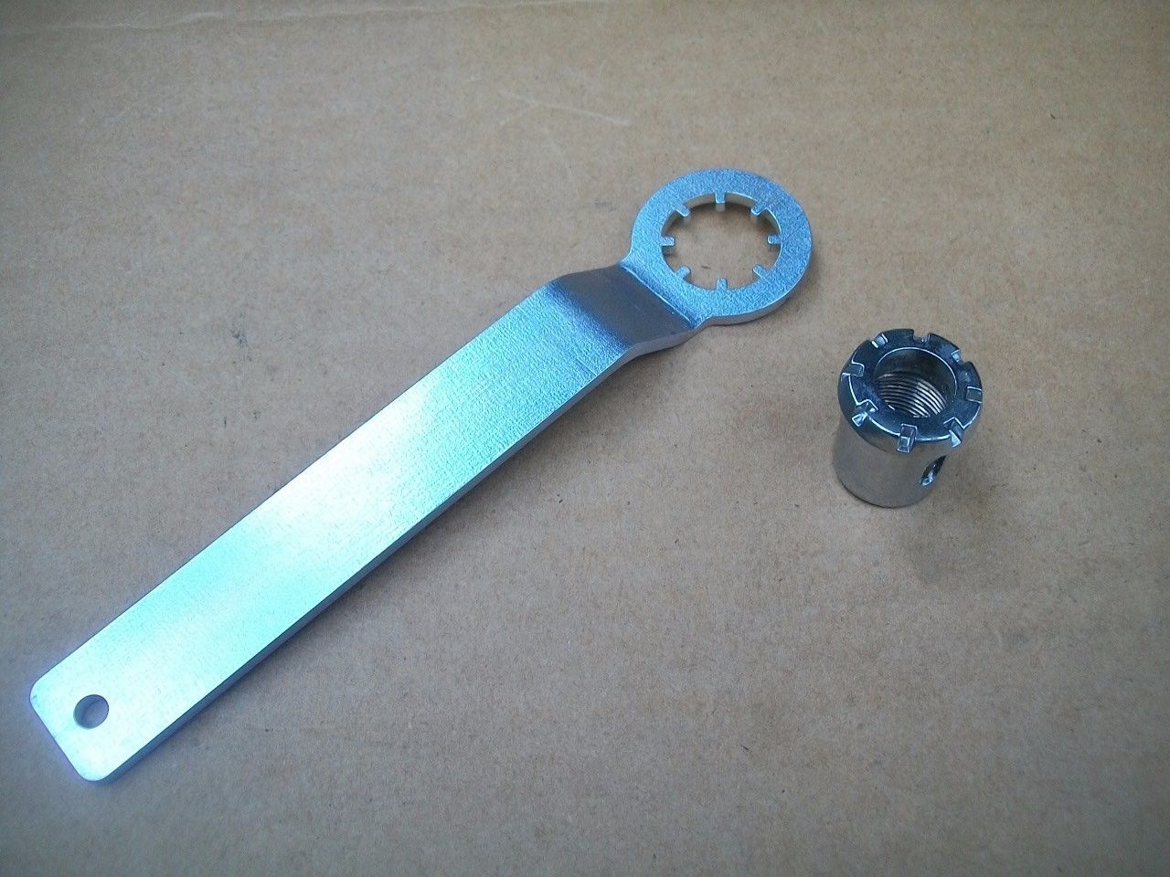 1966 1967 ANTENNA NUT TOOL